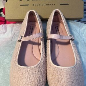 Portland Women's Cozy Teddy Flat SZ 8